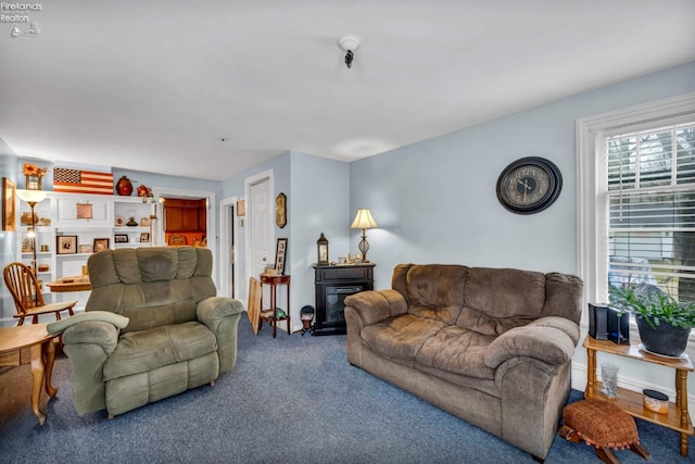 living room with carpet flooring