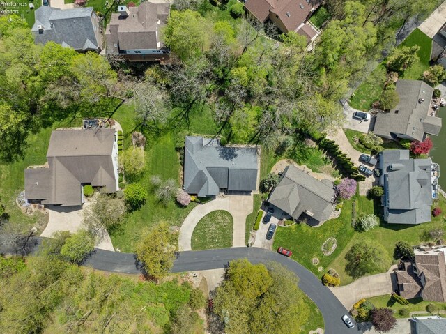 drone / aerial view with a residential view