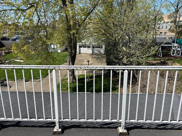 701 Polk St, Sandusky, OH 44870 - view of gate