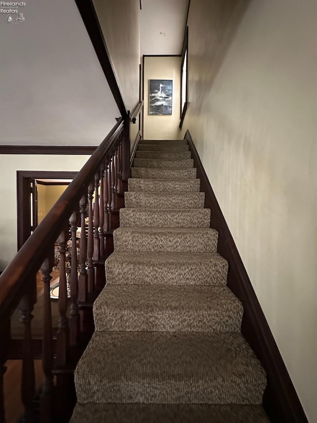 123 E Main, Norwalk, OH 44857 - view of stairway