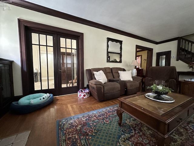 123 E Main, Norwalk, OH 44857 - living area with crown molding and french doors