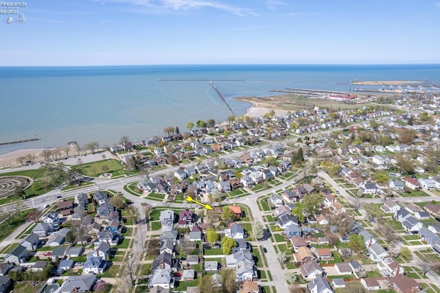 1507 S Lakeview Blvd, Lorain, OH 44052 - bird's eye view with a residential view and a water view