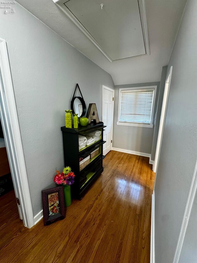 5106 Ottawa River Rd, Toledo, OH 43611 - interior space with baseboards, wood finished floors, and vaulted ceiling