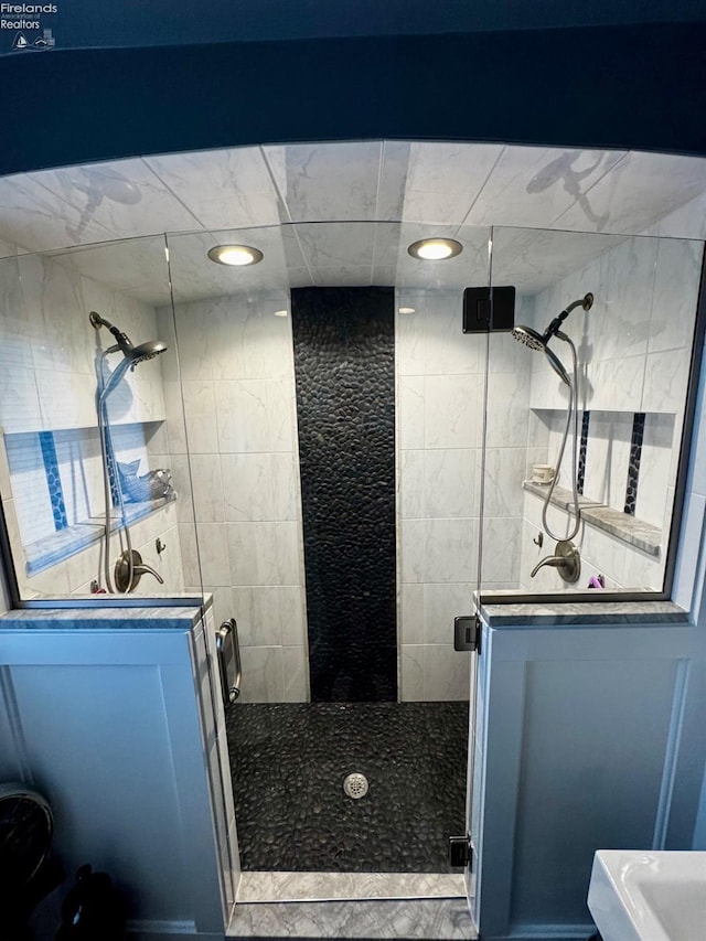5106 Ottawa River Rd, Toledo, OH 43611 - bathroom featuring recessed lighting and a shower stall