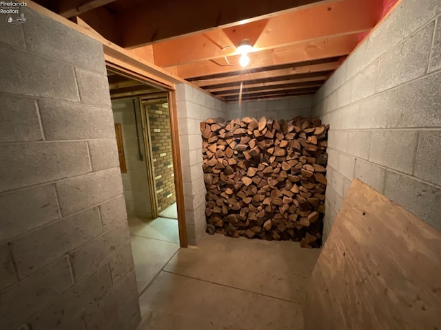 view of unfinished basement