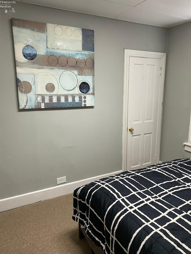 604 E Jefferson St, Sandusky, OH 44870 - bedroom featuring carpet and baseboards