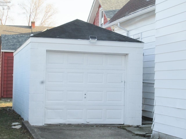 604 E Jefferson St, Sandusky, OH 44870 - view of garage