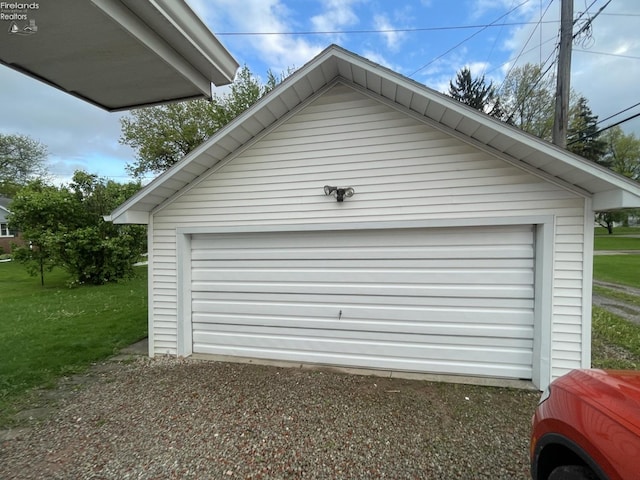 view of detached garage