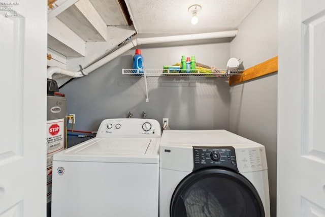 515 Berlin Rd, Huron, OH 44839 - laundry area featuring washer and clothes dryer and water heater