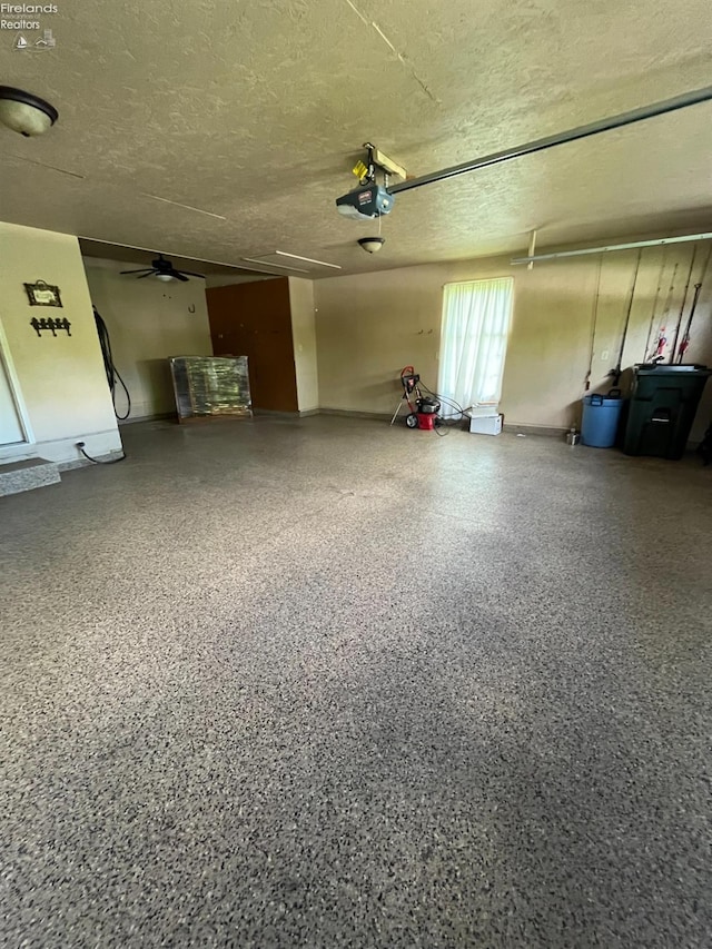 378 Lelar St, Tiffin, OH 44883 - view of garage