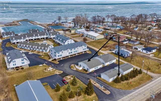 7 N Schooner Point Dr, Port Clinton, OH 43452