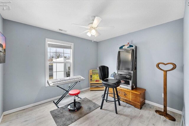 7 N Schooner Point Dr, Port Clinton, OH 43452