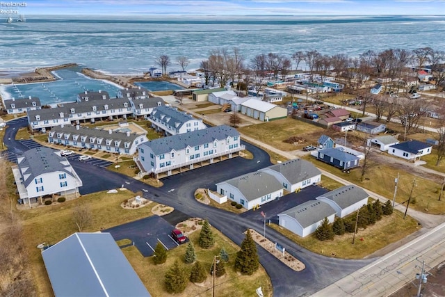 7 N Schooner Point Dr, Port Clinton, OH 43452