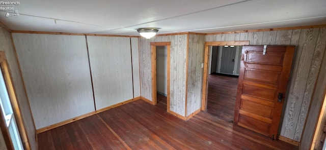 1037 Fishlock Ave, Findlay, OH 45840 - unfurnished room with wood finished floors and baseboards
