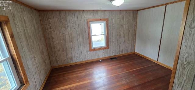 1037 Fishlock Ave, Findlay, OH 45840 - empty room featuring hardwood / wood-style floors and baseboards