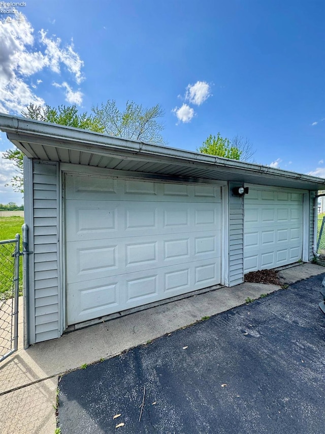 1168 Platt St, Martin, OH 43445 - view of detached garage