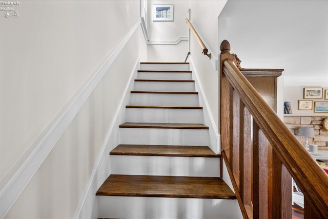 236 Elm Ave, Lakeside, OH 43440 - view of stairs