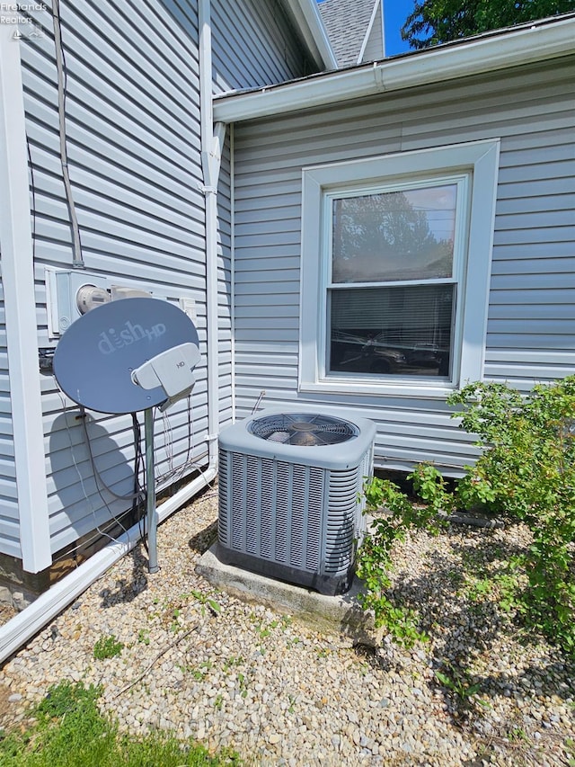 202 Duane St, Clyde, OH 43410 - exterior view of central air condition unit