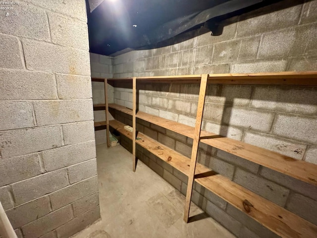 104 N Wood St, Fremont, OH 43420 - view of storage