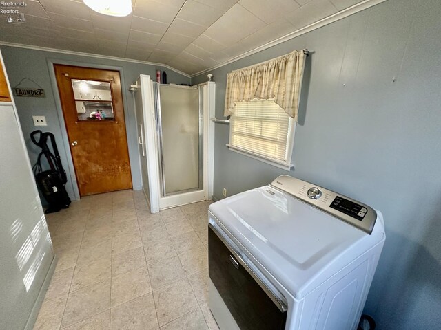 203 Washington St, Bettsville, OH 44815 - laundry room with washer / dryer and ornamental molding