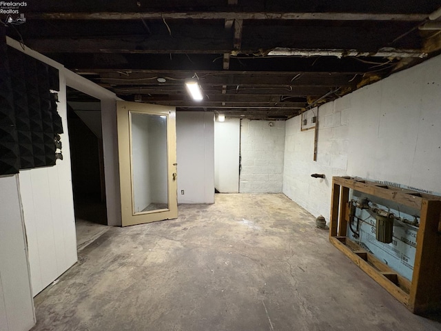 427 N Clover St, Fremont, OH 43420 - view of unfinished basement