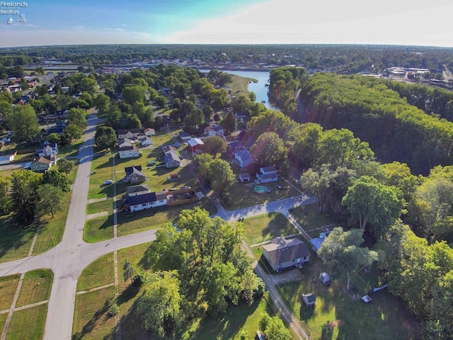 612 2nd St, Fremont, OH 43420 - aerial view of property and surrounding area with a nearby body of water