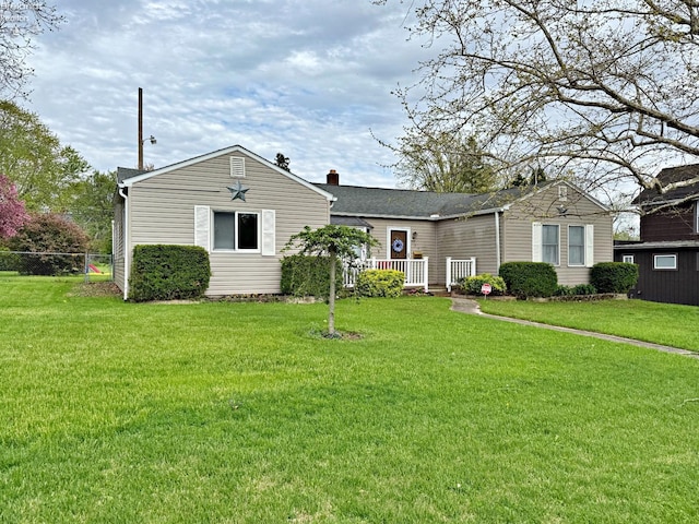 31 Mohawk St, Tiffin, OH 44883 - view of front of home with a front lawn
