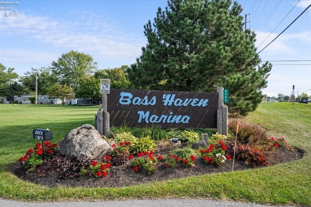 6485 E Harbor Rd Unit 38, Marblehead, OH 43440 - community / neighborhood sign featuring a lawn