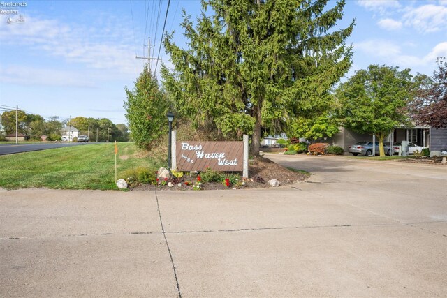 6485 E Harbor Rd Unit 38, Marblehead, OH 43440 - community sign featuring a yard