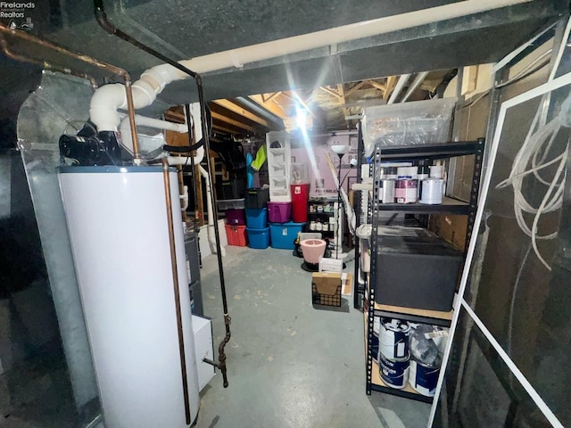 505 E Stoneplace Dr, Sandusky, OH 44870 - unfinished below grade area with gas water heater