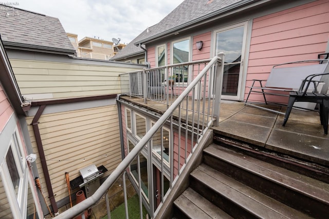 1402 Newman Ave, Lakewood, OH 44107 - view of deck