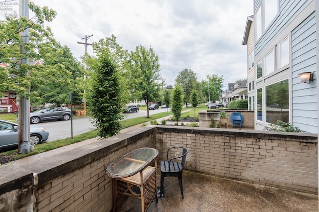 1402 Newman Ave, Lakewood, OH 44107 - view of patio