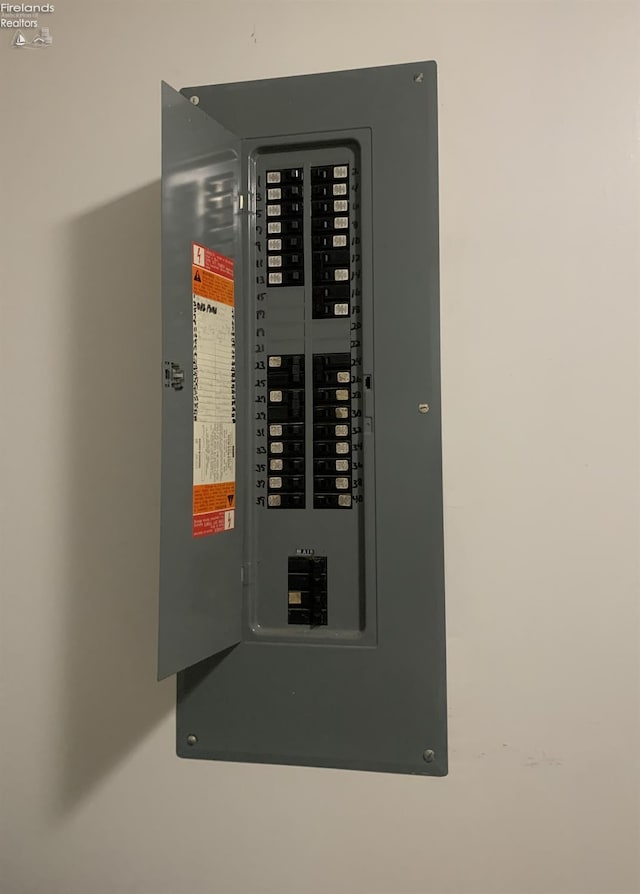 37 State Route 60, New London, OH 44851 - utilities with electric panel
