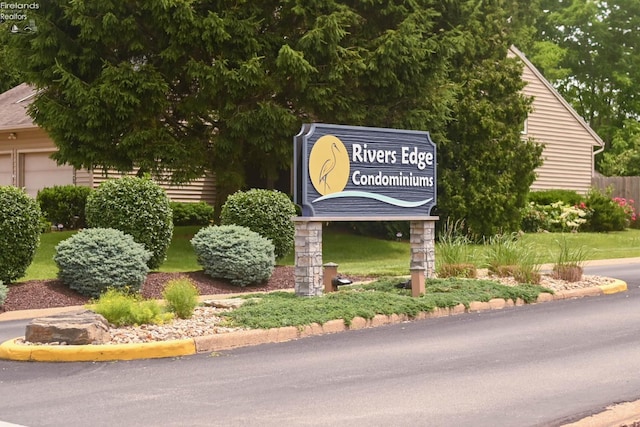 423 Leisure Dr, Huron, OH 44839 - view of community / neighborhood sign