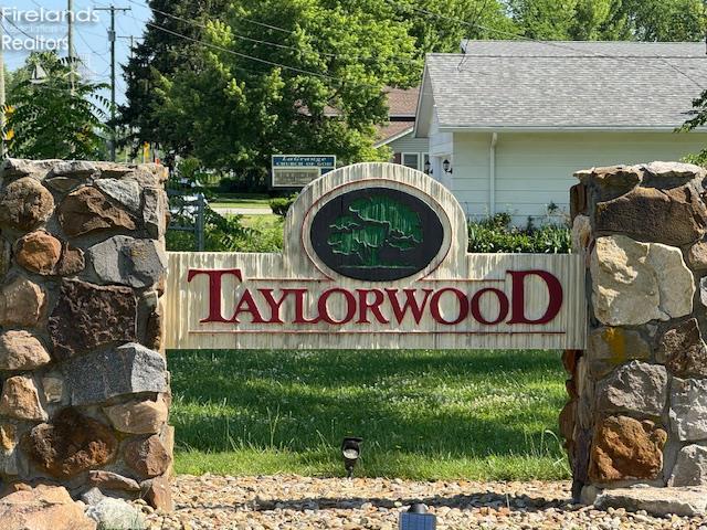 408 Forest St, Lagrange, OH 44050 - view of community / neighborhood sign