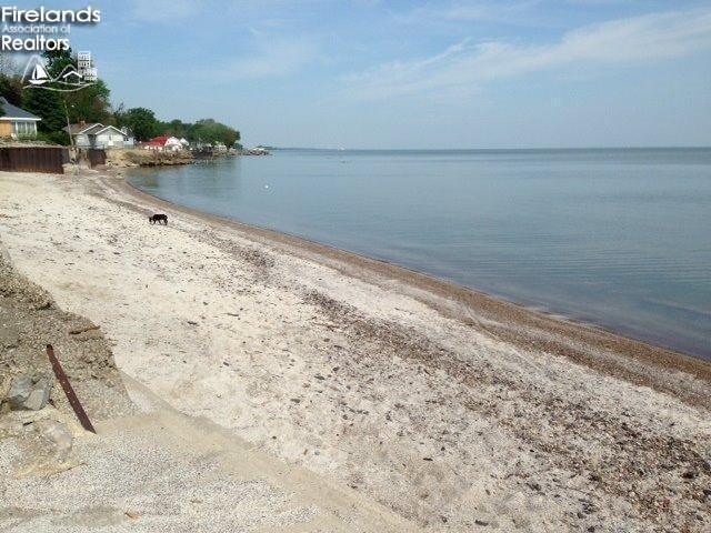 1507 Cleveland Rd Unit 423, Huron, OH 44839 - water view featuring local beach