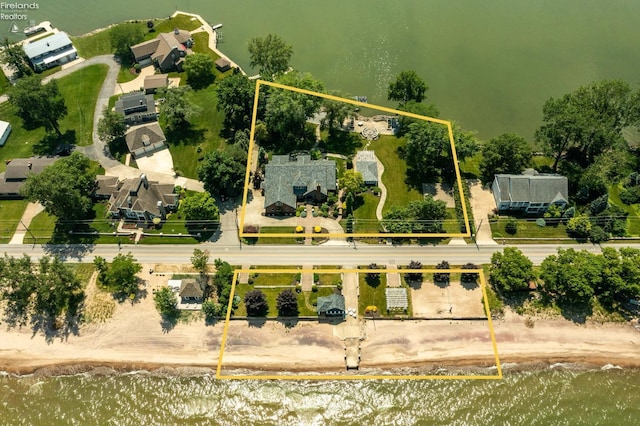 1115 Cedar Point Rd, Sandusky, OH 44870 - aerial view of property's location featuring property boundaries highlighted and a large body of water