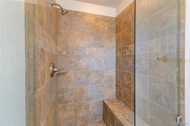 249 Valle Escondido Dr, Durango, CO 81303 - bathroom featuring a tile shower