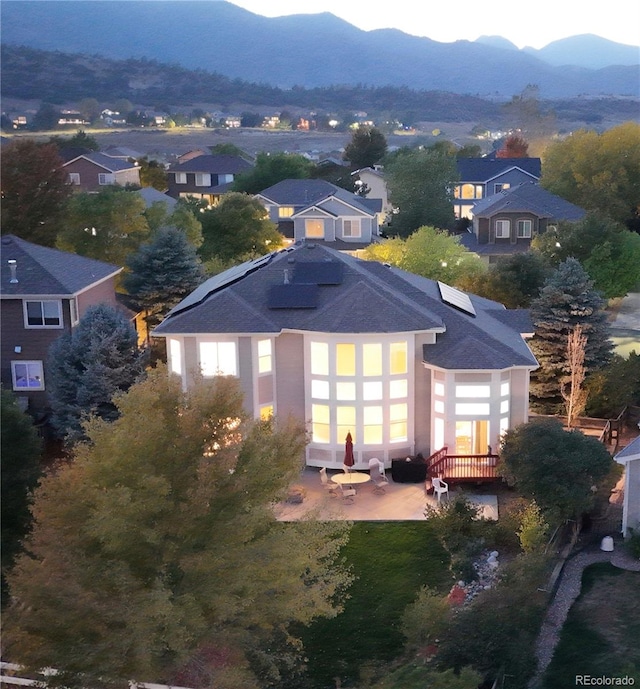 bird's eye view featuring a mountain view