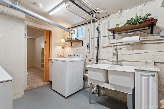 521 Harrison St, Denver, CO 80206 - laundry area featuring washer / dryer