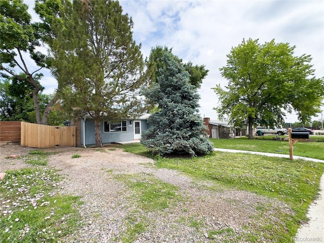 10025 W 8th Ave, Lakewood, CO 80215 - view of front facade with gravel driveway