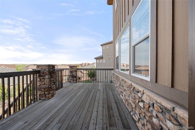 7606 S Valleyhead Ct, Aurora, CO 80016 - view of wooden terrace
