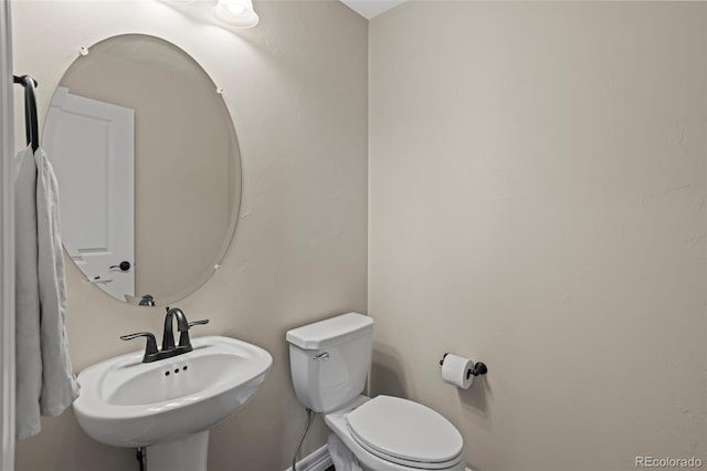 13833 Rivercrest Cir, Colorado Springs, CO 80921 - half bath featuring a sink and toilet