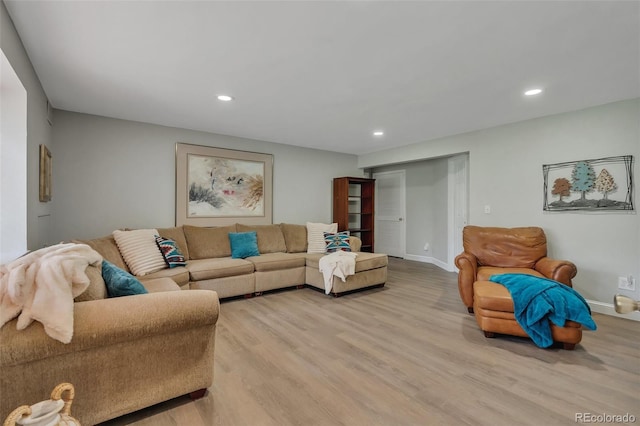 1540 Fawnwood Rd, Monument, CO 80132 - living area featuring light wood finished floors, recessed lighting, and baseboards