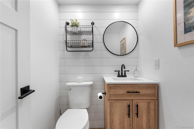 3235 E Easter Pl, Centennial, CO 80122 - half bath featuring toilet and vanity