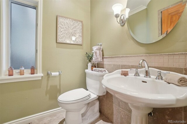 5530 E 6th Avenue Parkway, Denver, CO 80220 - bathroom featuring toilet and a sink