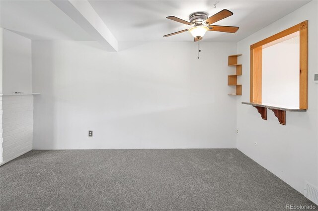 carpeted empty room with ceiling fan