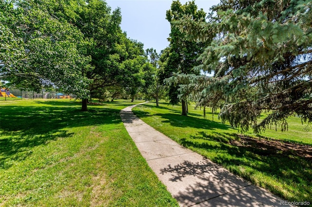 4676 S Dillon Ct Unit G, Aurora, CO 80015 - surrounding community featuring a lawn