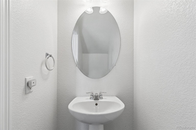 10578 Country Park Pt, Fountain, CO 80817 - bathroom with a sink