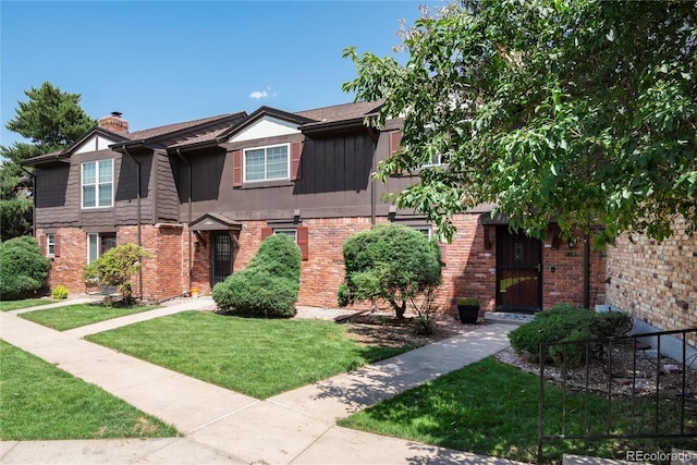 view of front of home with a front yard